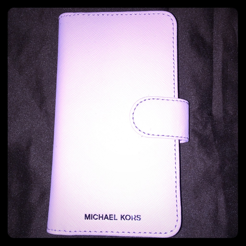 Michael Kors wallet/ LG cell phone holder.